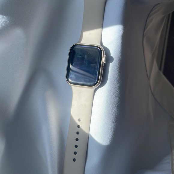 Apple Watch Series 7 main image 2
